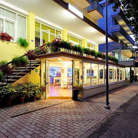 Hotel Samoa 리미니 외부 사진