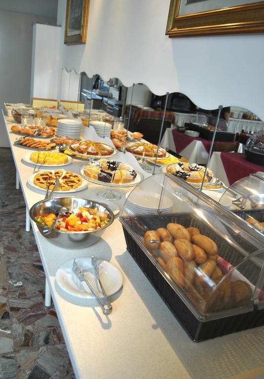 Hotel Samoa 리미니 외부 사진
