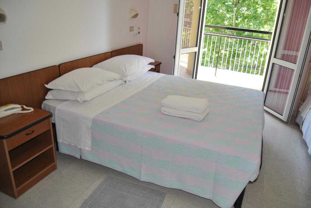 Hotel Samoa 리미니 외부 사진