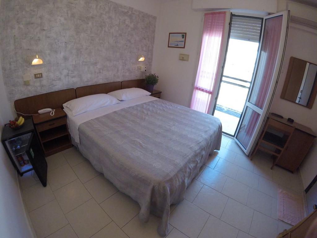Hotel Samoa 리미니 외부 사진