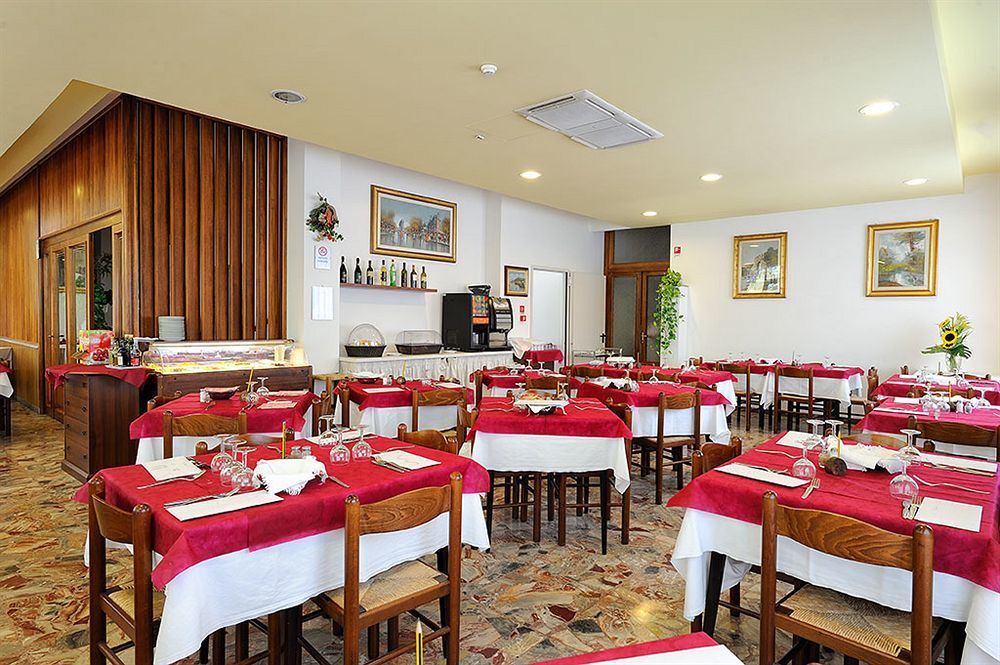 Hotel Samoa 리미니 외부 사진